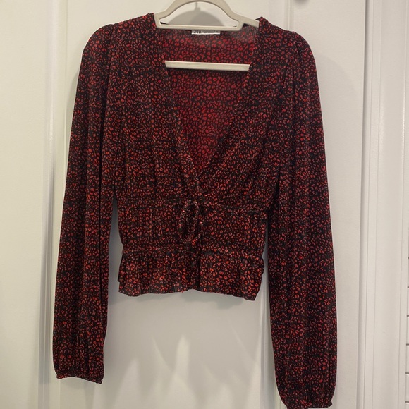 Long sleeve Zara black and red top - Picture 1 of 4